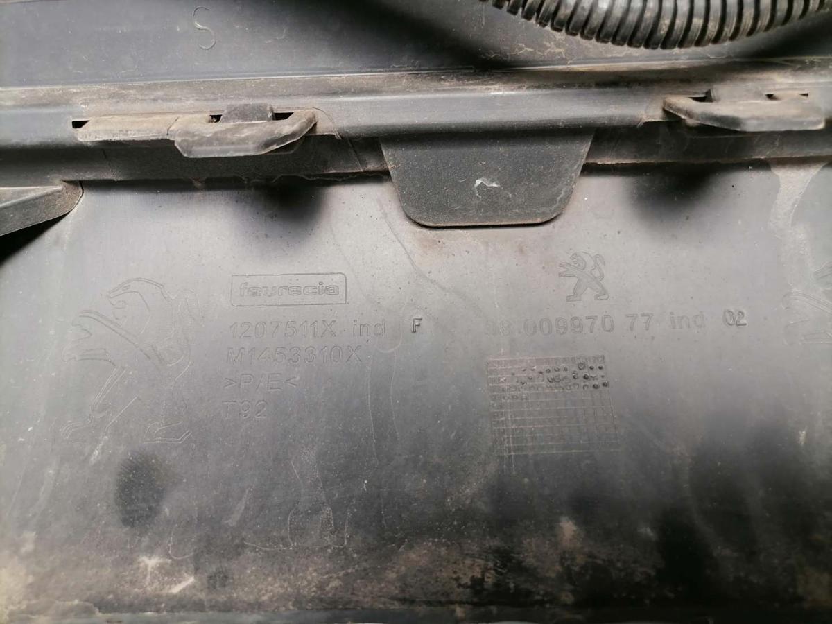 Peugeot 308 2 SW original Sto&szlig;stange Stossf&auml;nger hinten KCA Grau Artense Kombi Bj.2016